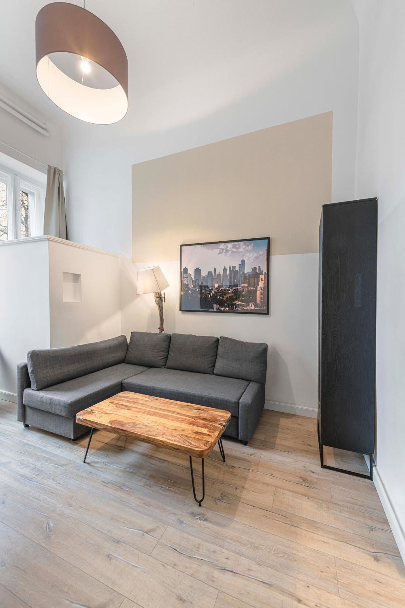 The Duesseldorfer, 1 Bedroom 1 Living Room, Group & Family Friendly, Ideal For 2 - 4 Guests — Fotos 2